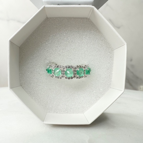 Bomb Party Resort Wear A Resort Staple Mint Tourmaline Ring RG48237 NWT Size 7 - Picture 3 of 5